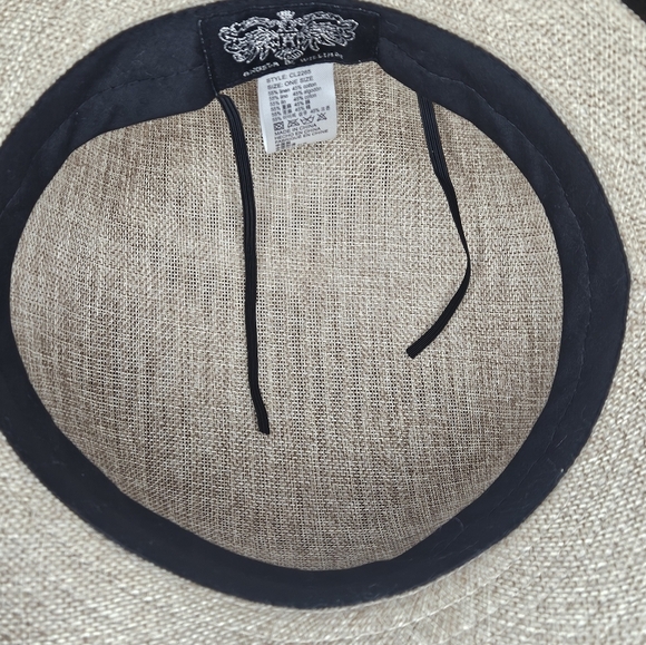 Angela & William hat - Picture 6 of 6